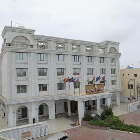 Hotel Roma Kristo Dwārka 外观 照片